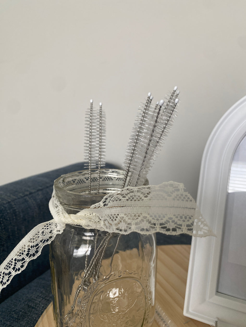 Straw cleaner