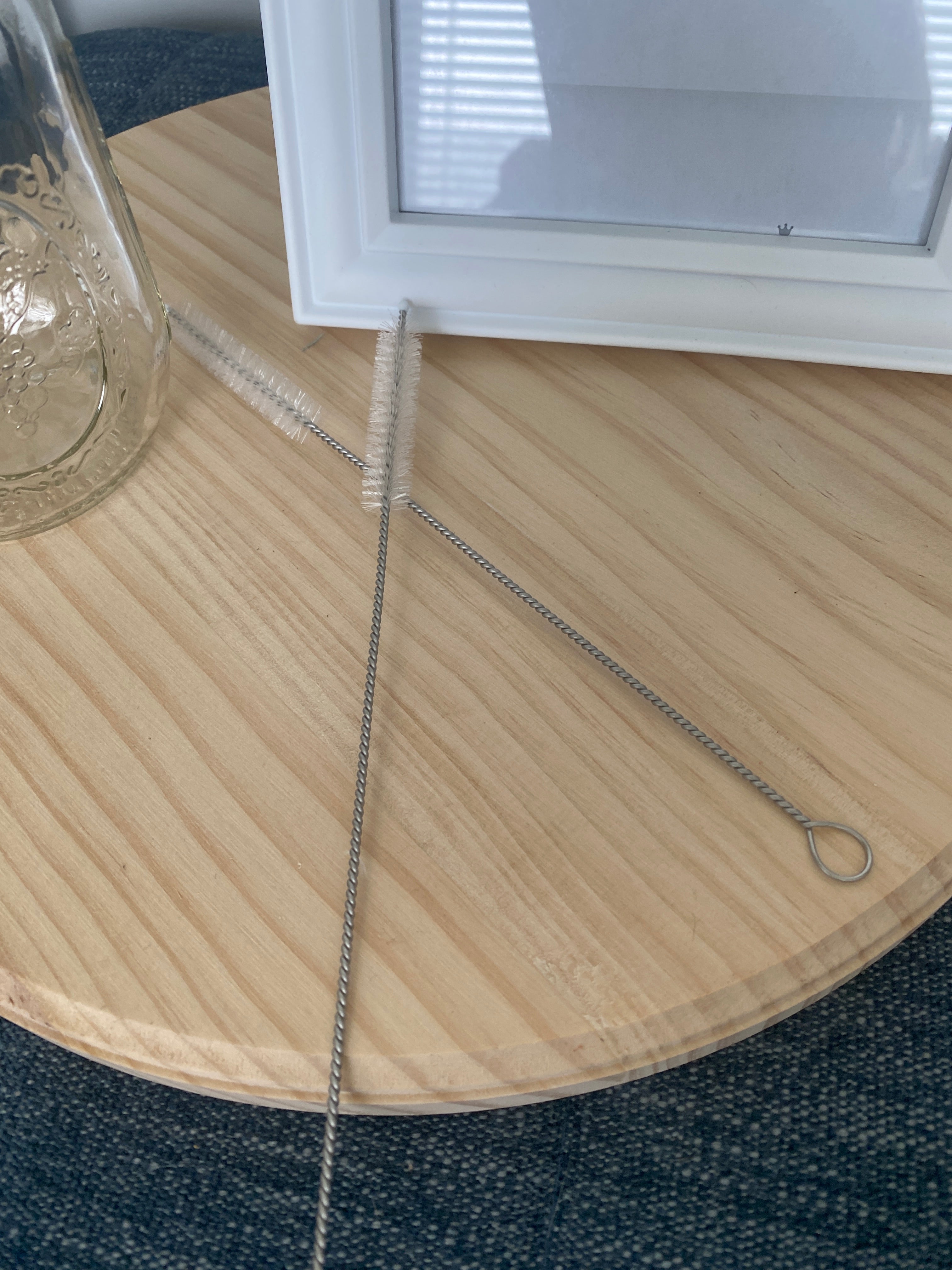Straw cleaner