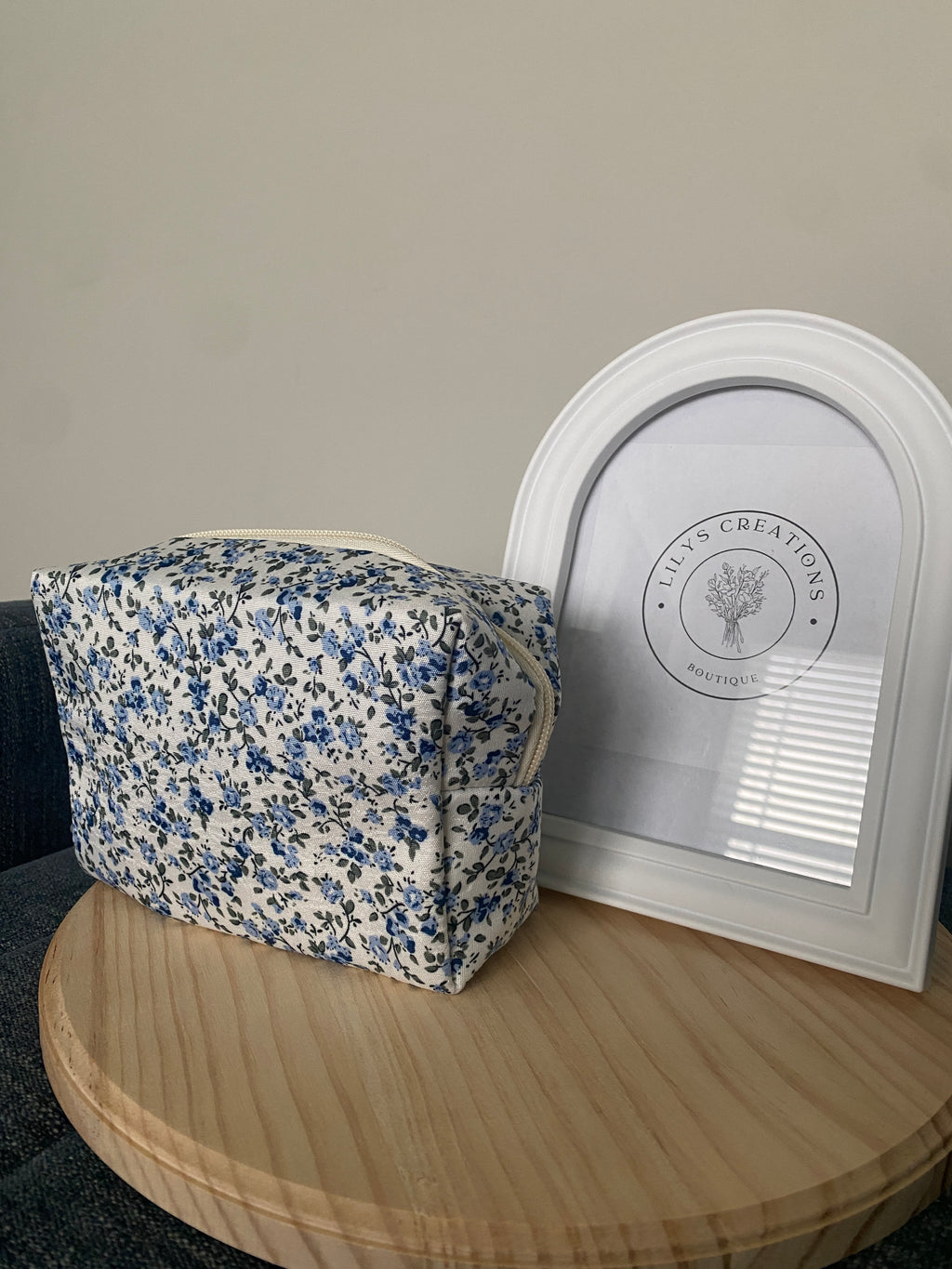 Blue flower bag